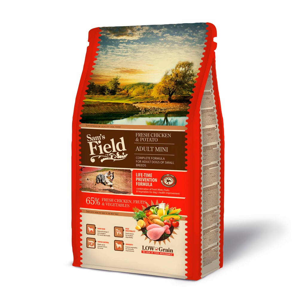 Hrană uscată pentru câini Sam's Field Fresh Adult Mini, pui și cartofi, 2,5 kg